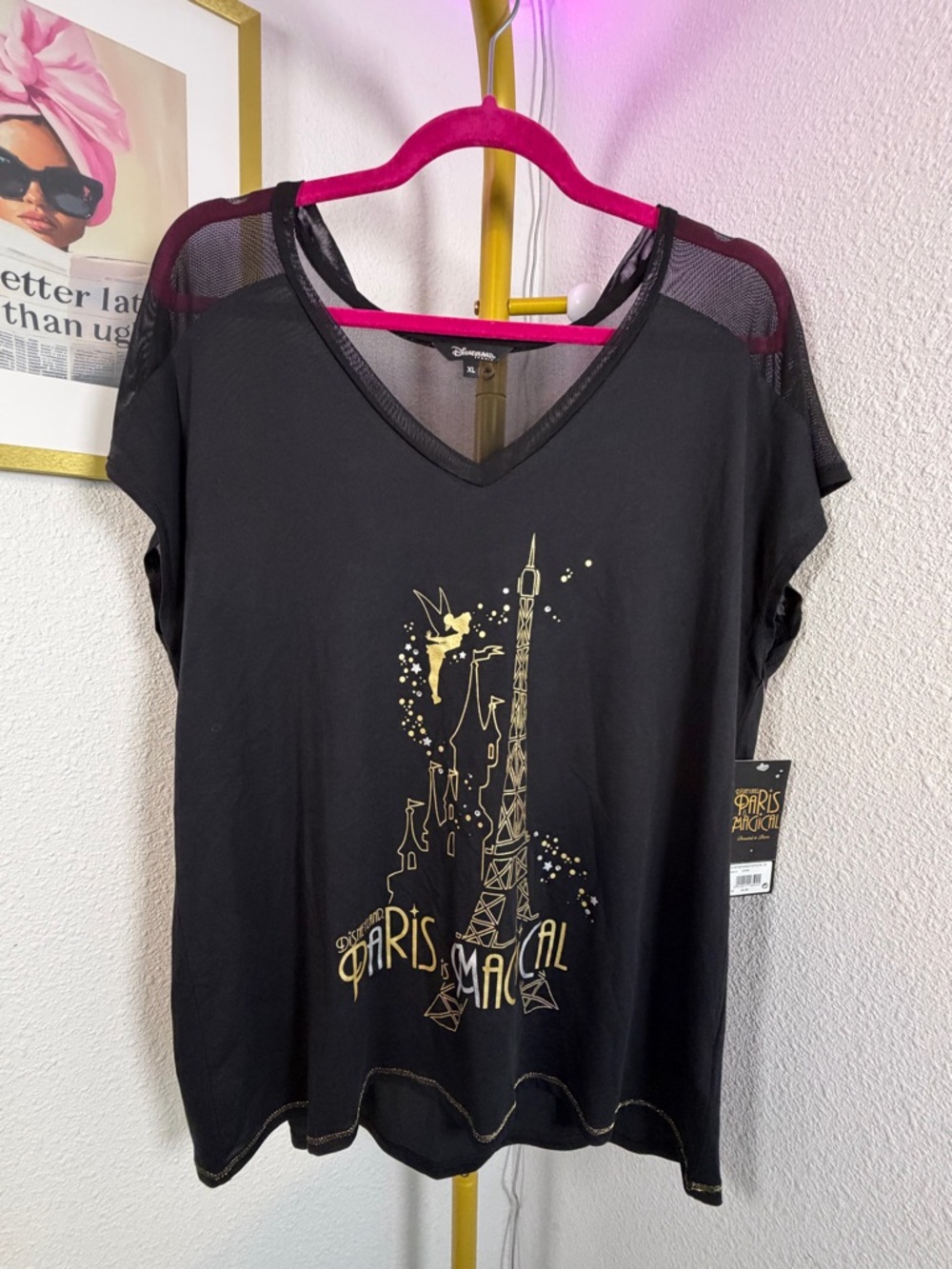 Magic Black Short-Sleeve V-Neck Top with Gold Paris Graphic XL NWT